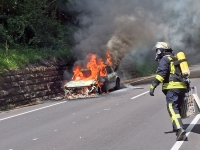 Fahrzeugbrand auf dem Schönberg (B415)